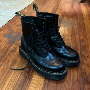 Dr Martens 1460 Smooth Leather Platform Boot size 7